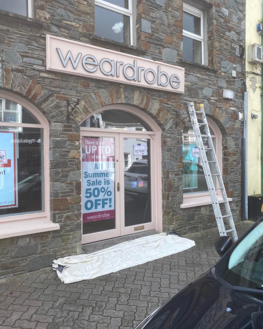 Wardrobes Shop Exterior Painting